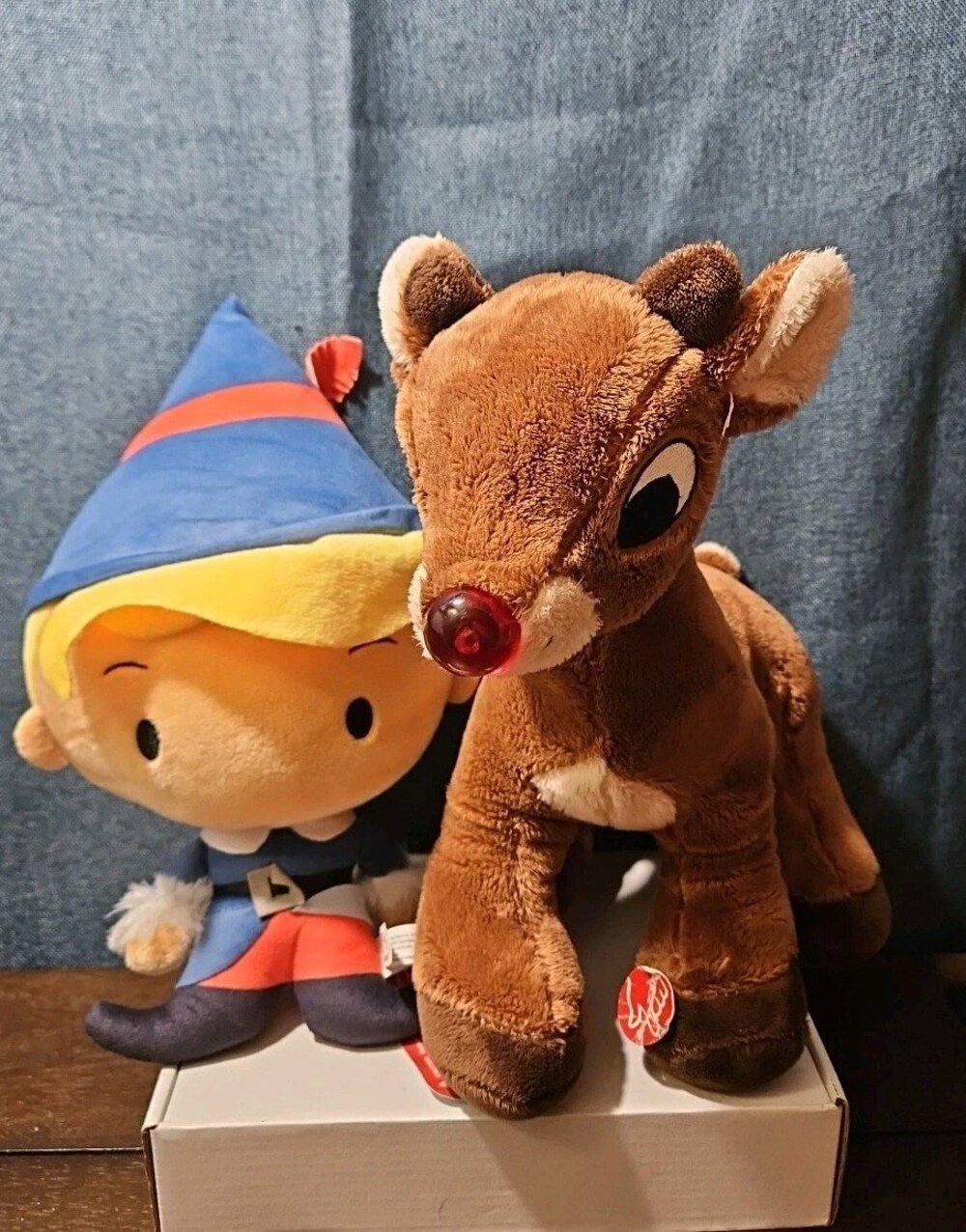 Rudolph the Red-Nosed Reindeer & Hermey the Elf Plush - Picture 2 of 16